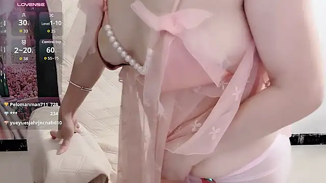 Xiaoxiao-258 - 明月侯长夜，我静等你来，完成目标换性感内衣套装十小粉控3分钟