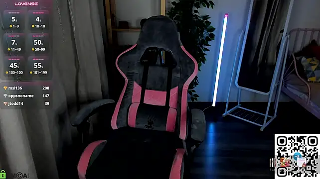 Necucuby - naked boobs massage