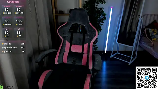 Necucuby - naked boobs massage