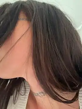 BellaGiaxx - dildo pla y + 5 min control last tipper