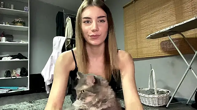 Simmisweet - lick my sweet finger