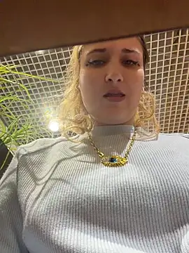 AdelRich - Saliva on tits on public