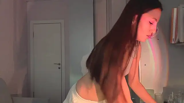 IngaNimon - Take off my skirt ;p
