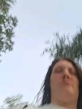 Lovebugg028 - 🍑