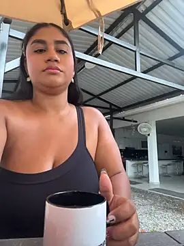 NayTorres - SHOW TITS AND SHAKE IN PUBLIC