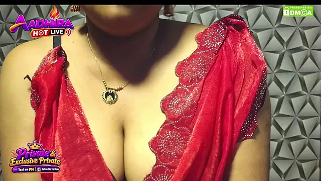 AADHIRA_SOUTH_INDIA - Hot Navel Dance