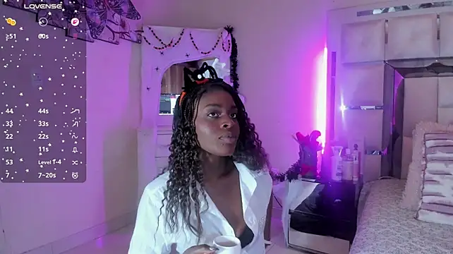 Anisha_zambrano - Big squirt + control x 444seg