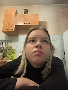 AshleyMur - naked show