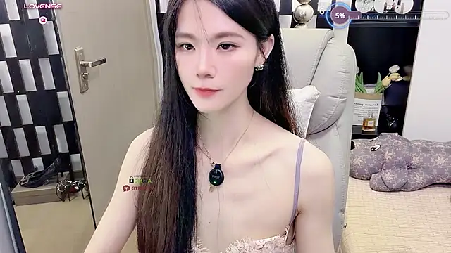 Yueyue-MM - 小粉塞入3分钟