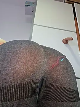 GatitaXD27 - BIG SQUIRT + CONTROL DOMI 5 MIN🥵💦💦