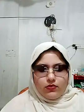Nusrat-N - Full nude