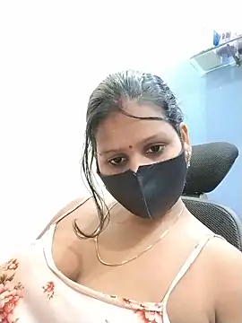 Hotyrani07 - Dildo pussy show