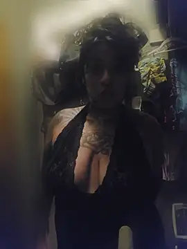 Lilbabbby - See me take dick