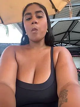 NayTorres - SHOW TITS AND SHAKE IN PUBLIC