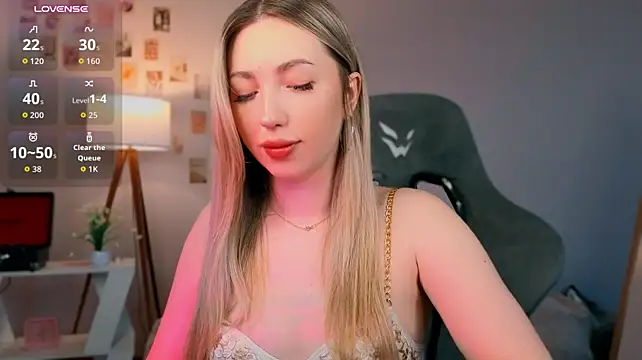 BellaLynny - air kiss