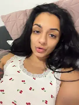 Sinnmara - fingering close up