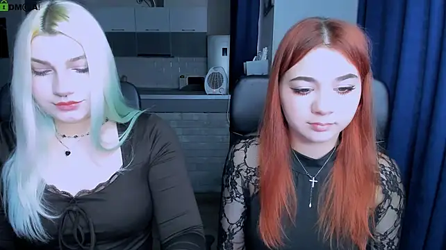 Rada_Kisss - doggy pose