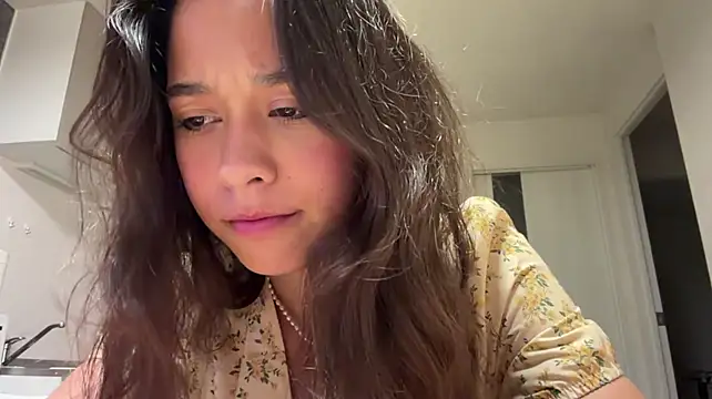 ReynaMccarron - show my naked shoulder soft touch