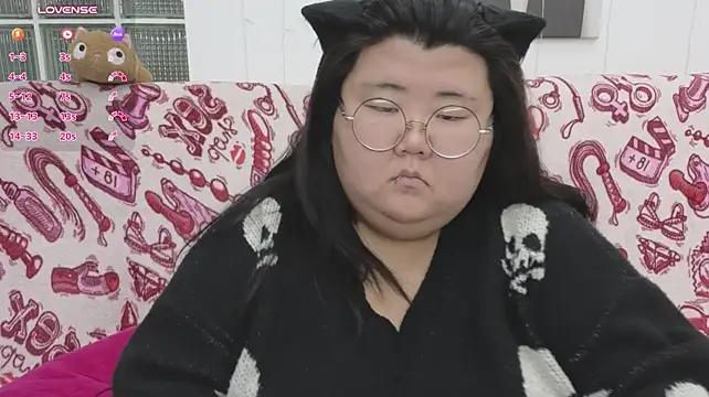 Nadine_asian - spank ass 20x