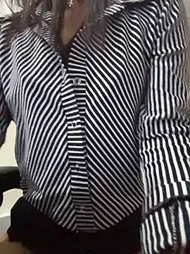 Alejandra_ospina - UP SKIRT AND FUCK PUSSY IN THE OFFICE