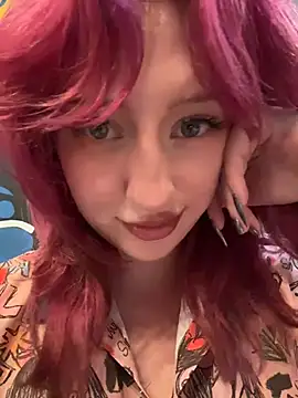 RonnieKiss - Completely naked
