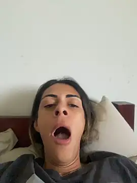 Sabrinaneves - Gozando no banheiro