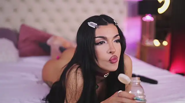 NouraMalvi - let me blow you