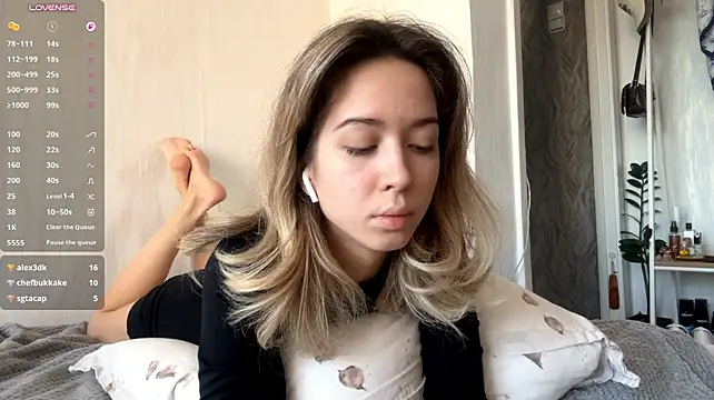 Sara_Bloservety - Add cream on my sweety boobies