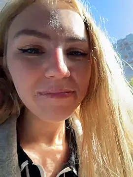 -stray-cat- - grab my tits and press them hard