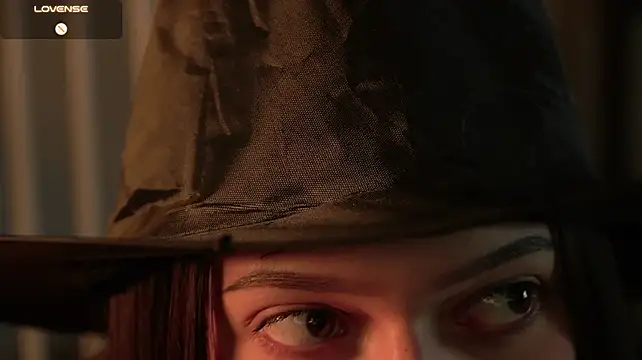 SammieMir - Eye contact