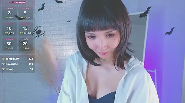 GentleMusee - Boobies closeup tease