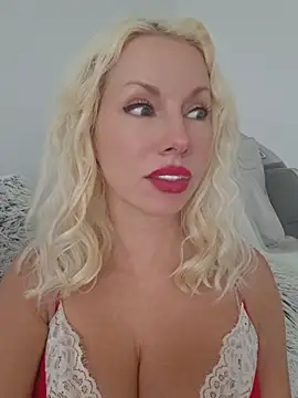 Mazlik27 - Show me your boobs