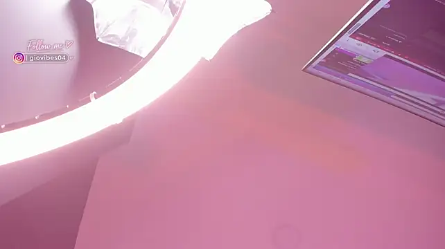 Giovanna_oliveira - Completely Naked HotWax In Ass And Boobs