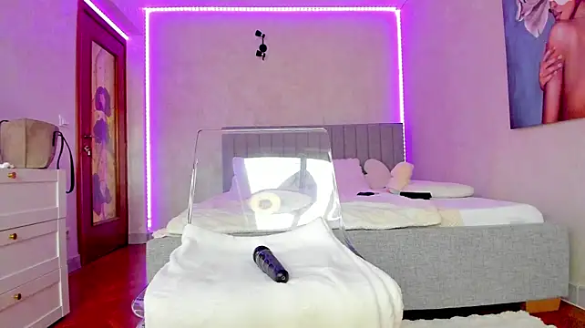Selena_Reeves - Squirt Time