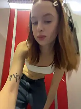 Outdorable - Unbutton jeans&tease pussy while wearing
