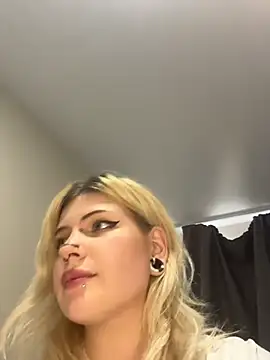 DriveCiri_ - FISTING PUSSY UNTILL SQUIRT