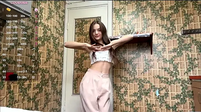 LonaPorche - Twerk with my cute ass^^
