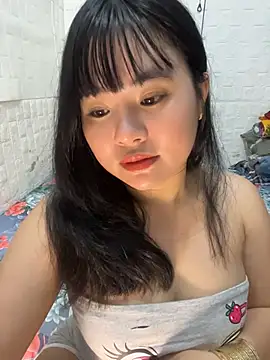 Fishinggirl2k - Help the fish have a delicious meal.