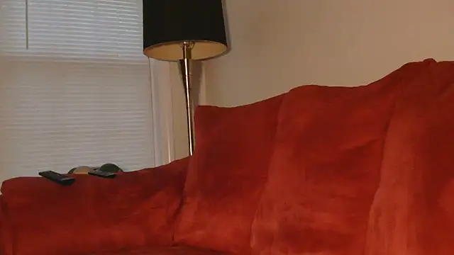 GodesssAtirah - Mama needs furniture for her new place