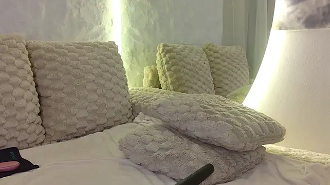 Moniqque - Naughty video for last tipper