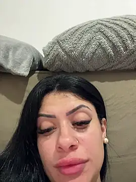 Belababyy - Peladinha se masturbando