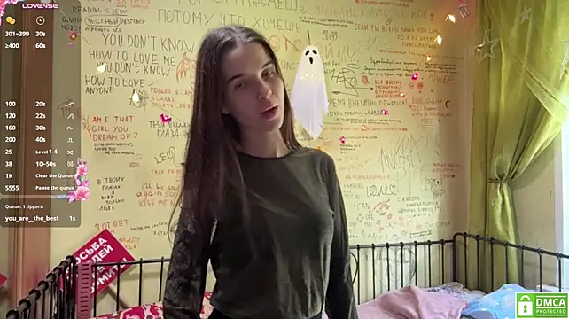 Juicy_Cutie - Lower skirt, show my panties