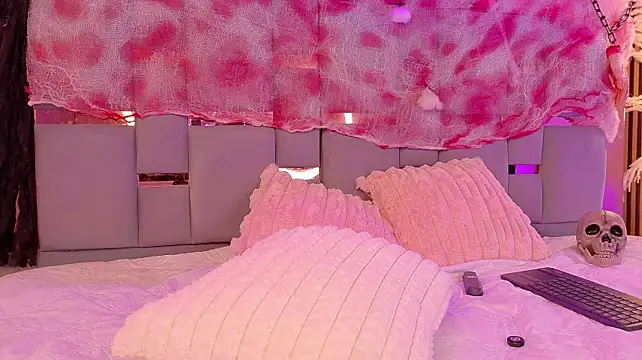 Bianca_zaens2 - SPANKS ASS AND OILL