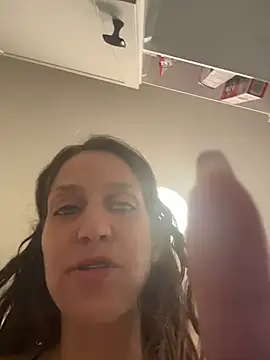 LexxxiLuvsLair - suck tits /rub clit/ foreplay