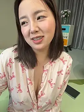A_XiaoMan - 全裸10分钟