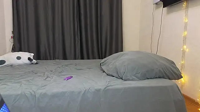 Sweet_Stasia - finger in ass