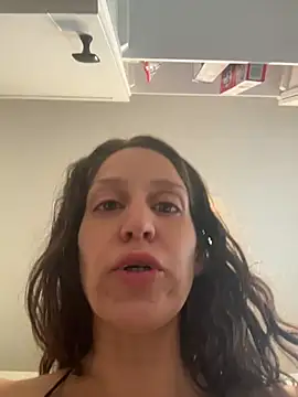LexxxiLuvsLair - 30 sec.VIBRATOR PLAY/DP VIBE - ur choice
