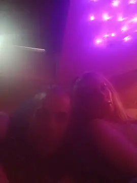 Stranwunder69 - Rub tits, ass, and pussy