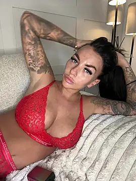 BELLABLACKXUK