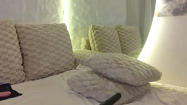 Moniqque - Naughty video for last tipper